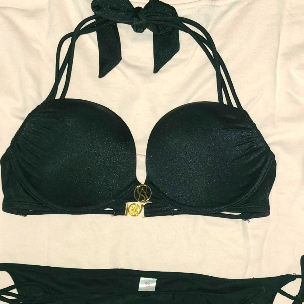 34b balck Bombshell top